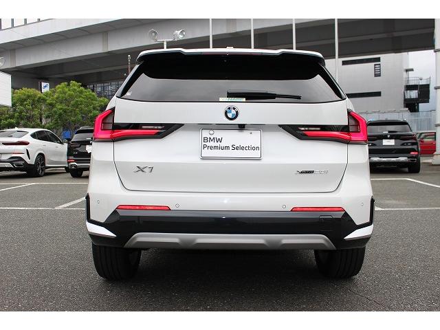Ｘ１ ｘＤｒｉｖｅ　２０ｉ　ｘライン　認定中古車２年保証　ＡＩＳ車両品質評価書　純正ナビ　全周囲モニター　アクティブクルーズコントロール　電動トランク　ＬＥＤヘッドライト　１８インチＡＷ（8枚目）
