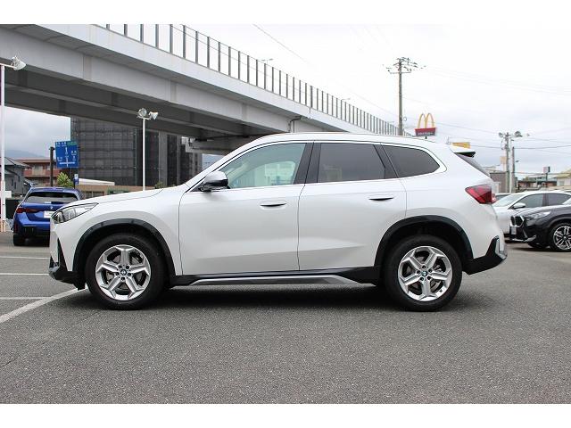Ｘ１ ｘＤｒｉｖｅ　２０ｉ　ｘライン　認定中古車２年保証　ＡＩＳ車両品質評価書　純正ナビ　全周囲モニター　アクティブクルーズコントロール　電動トランク　ＬＥＤヘッドライト　１８インチＡＷ（10枚目）