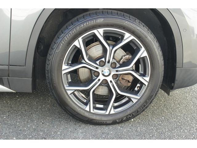 Ｘ１ ｘＤｒｉｖｅ　１８ｄ　ｘライン　後期モデル　認定中古車　ＡＩＳ車両品質評価書　純正ナビ　バックカメラ　アクティブクルーズコントロール　パワーシート　ＬＥＤヘッドライト　電動トランク（9枚目）