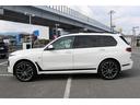 ｘＤｒｉｖｅ　４０ｄ　Ｍスポーツ　純正２２インチＡＷ　スカイラウンジ　純正ナビ　全周囲モニター　衝突軽減ブレーキ　アクティブクルーズコントロール（10枚目）