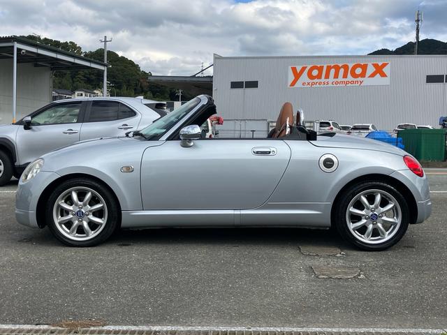 コペン アクティブトップ　社外ナビ　テレビ　ドライブレコーダー　ＨＩＤライト　キーレスエントリー　ＥＴＣ　社外アルミ　アルティメットグリル（4枚目）