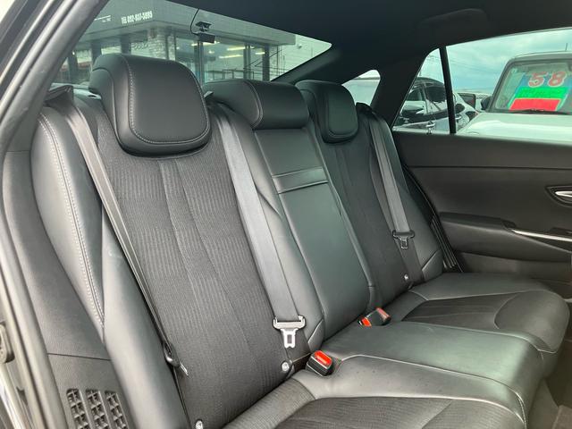 クラウンハイブリッド RS 純正ナビ テレビ バックカメラ 18インチアルミ 全方位カメラ 前後ドライブレコーダー 3眼LEDライト ETC パワーシート モデリスタエアロ ブラインドスポットモニター(30枚目)