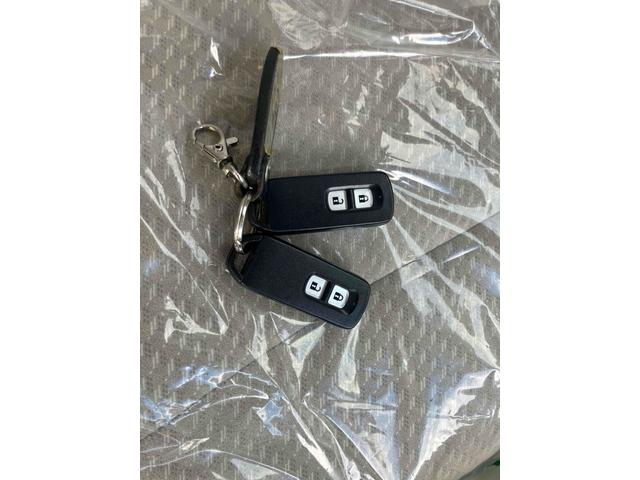 Ｎ－ＷＧＮ Ｇ・Ｌパッケージ　ＥＴＣ　バックカメラ　ＴＶ　オートライト　ＨＩＤ　スマートキー　アイドリングストップ　電動格納ミラー　ベンチシート　ＣＶＴ　盗難防止システム　ＡＢＳ　ＥＳＣ　ＣＤ　衝突安全ボディ　エアコン（10枚目）