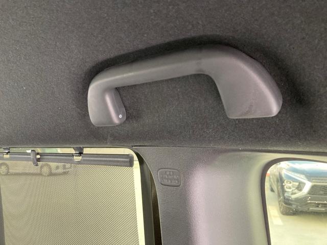 Ｎ－ＢＯＸカスタム Ｇ・Ｌターボホンダセンシング　地デジ　ＬＫＡＳ　サイドカーテンエアバック　Ｂモニター　ＶＳＡ　ターボエンジン　キーレスエントリー　スマキー　フルオートエアコン　パワステ　ＤＶＤ再生可　４ＷＤ車　ＥＴＣ　ナビテレビ　パワーウィンドウ（52枚目）