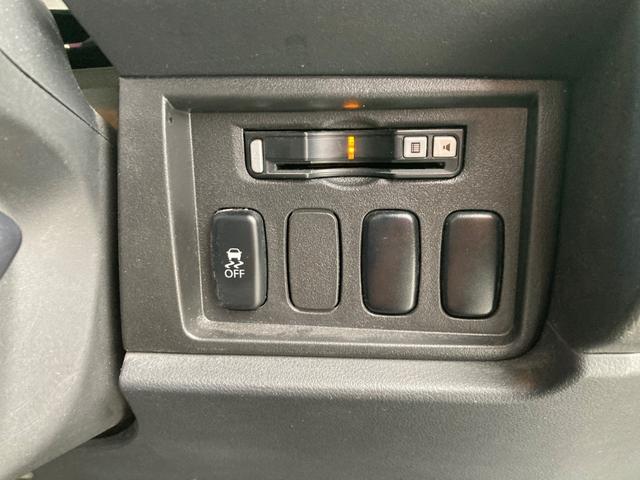 デリカD:5 D パワーパッケージ 両側PSD LEDヘッドランプ ナビTV DVD再生機能 パートタイム4WD キーフリー メモリナビ 3列シート ウォークスルー ETC車載器 アルミ Rカメラ 盗難防止システム シ-トヒ-タ-(6枚目)