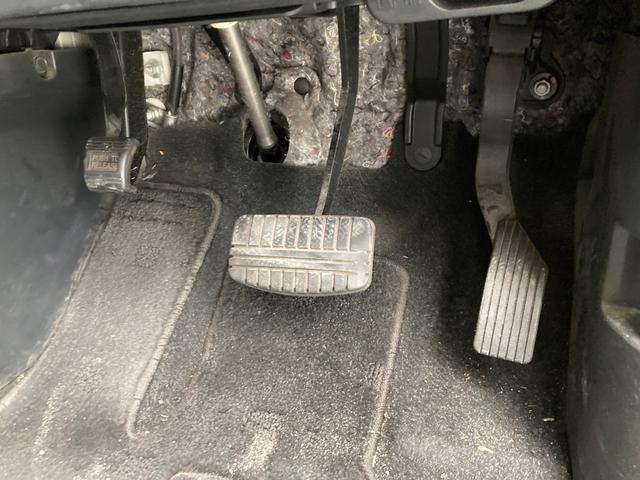 デリカD:5 D パワーパッケージ 両側PSD LEDヘッドランプ ナビTV DVD再生機能 パートタイム4WD キーフリー メモリナビ 3列シート ウォークスルー ETC車載器 アルミ Rカメラ 盗難防止システム シ-トヒ-タ-(24枚目)