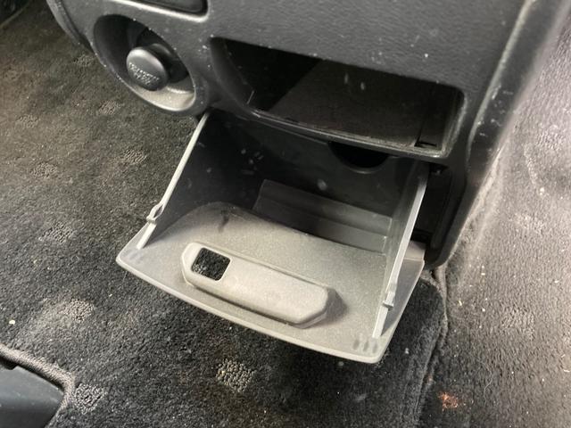 デリカD:5 D パワーパッケージ 両側PSD LEDヘッドランプ ナビTV DVD再生機能 パートタイム4WD キーフリー メモリナビ 3列シート ウォークスルー ETC車載器 アルミ Rカメラ 盗難防止システム シ-トヒ-タ-(31枚目)