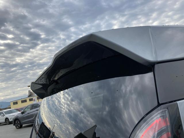 eKクロス T オートハイビーム ETC 前後ソナー 前席シートヒーター ナビTV インテリキー ターボ 盗難防止装置 Bカメラ ベンチシート ABS カーテンエアバック オートエアコン 横滑り防止装置 キーフリー(55枚目)