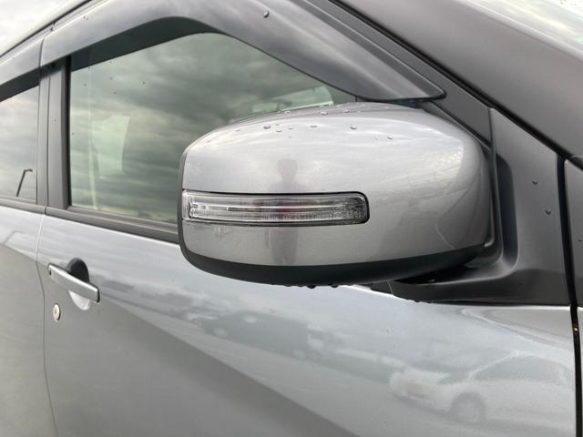 eKクロス T オートハイビーム ETC 前後ソナー 前席シートヒーター ナビTV インテリキー ターボ 盗難防止装置 Bカメラ ベンチシート ABS カーテンエアバック オートエアコン 横滑り防止装置 キーフリー(61枚目)