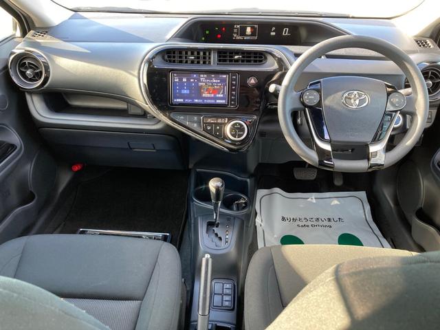 アクア Sスタイルブラック 車線逸脱アラート ECOモード バックモニタ- 地デジフルセグ ナビTV イモビライザー スマートキープッシュスタート ETC付き Wエアバッグ キーフリ メモリーナビゲーション ドラレコ付き ABS(2枚目)