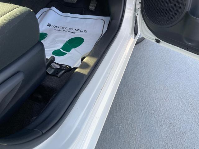 アクア Sスタイルブラック 車線逸脱アラート ECOモード バックモニタ- 地デジフルセグ ナビTV イモビライザー スマートキープッシュスタート ETC付き Wエアバッグ キーフリ メモリーナビゲーション ドラレコ付き ABS(38枚目)