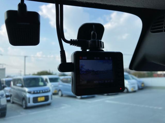 ソリオ ハイブリッドMX Wエアバック パークセンサー メモリ-ナビ Rカメラ アダプティブクルーズ キーレス フルセグTV フルオートエアコン フルフラット オートマチックハイビーム 盗難警報装置 ドライブレコーダー ABS(8枚目)