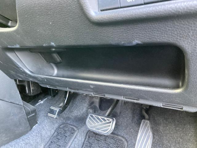 ソリオ ハイブリッドMX Wエアバック パークセンサー メモリ-ナビ Rカメラ アダプティブクルーズ キーレス フルセグTV フルオートエアコン フルフラット オートマチックハイビーム 盗難警報装置 ドライブレコーダー ABS(27枚目)