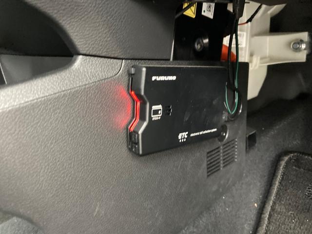 eKクロス EV G 衝突被害軽減ブレ-キ レーンキープアシスト バックモニター フルセグTV オートハイビーム カーテンエアバッグ スマートキー メモリーナビ フルオートエアコン キーフリー クリアランスソナー ABS(6枚目)