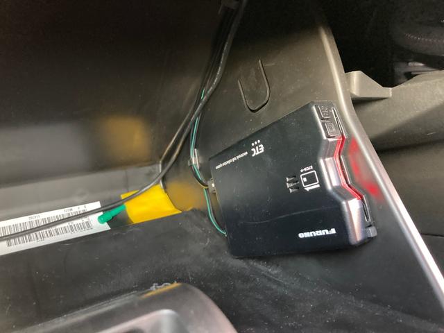 デリカＤ：２ ハイブリッドＭＺ　オートハイビーム　衝突被害軽減ブレーキ　アダプティブクルーズコントロール　スマートキー＆プッシュスタート　両側パワースライドドア　フルセグＴＶ　ＤＶＤ　シートヒーター　ナビＴＶ　コーナーセンサー（11枚目）