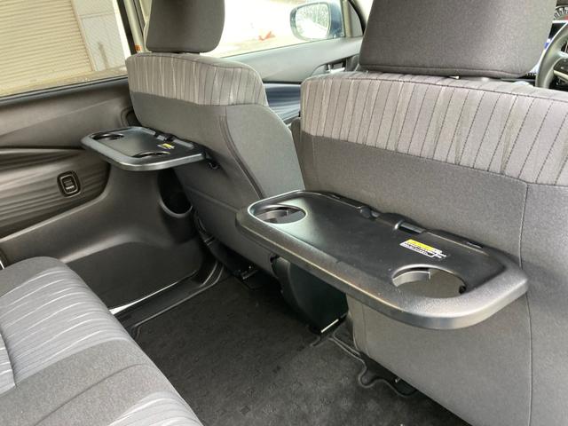 デリカＤ：２ ハイブリッドＭＺ　オートハイビーム　衝突被害軽減ブレーキ　アダプティブクルーズコントロール　スマートキー＆プッシュスタート　両側パワースライドドア　フルセグＴＶ　ＤＶＤ　シートヒーター　ナビＴＶ　コーナーセンサー（15枚目）