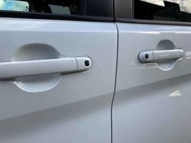 デリカＤ：２ ハイブリッドＭＺ　オートハイビーム　衝突被害軽減ブレーキ　アダプティブクルーズコントロール　スマートキー＆プッシュスタート　両側パワースライドドア　フルセグＴＶ　ＤＶＤ　シートヒーター　ナビＴＶ　コーナーセンサー（57枚目）