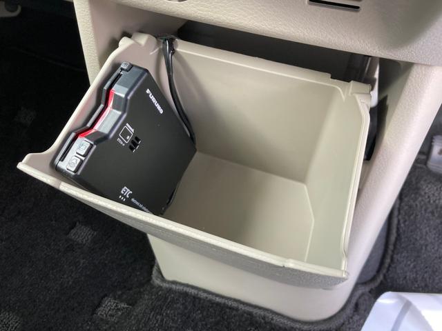 ｅＫスペース Ｇ　フルオートエアコン　レーンキープ　サイドカーテンエアバック　コーナーセンサー　フルセグＴＶ　シートヒーター　ＥＴＣ　インテリキー　アイドリングストップ　盗難防止装置　ナビＴＶ　メモリーナビ　横滑防止（7枚目）