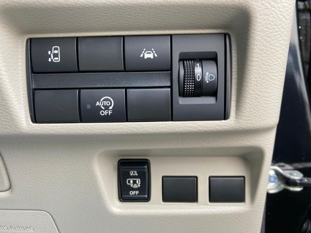 ｅＫスペース Ｇ　フルオートエアコン　レーンキープ　サイドカーテンエアバック　コーナーセンサー　フルセグＴＶ　シートヒーター　ＥＴＣ　インテリキー　アイドリングストップ　盗難防止装置　ナビＴＶ　メモリーナビ　横滑防止（11枚目）