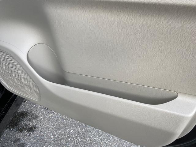 ｅＫスペース Ｇ　フルオートエアコン　レーンキープ　サイドカーテンエアバック　コーナーセンサー　フルセグＴＶ　シートヒーター　ＥＴＣ　インテリキー　アイドリングストップ　盗難防止装置　ナビＴＶ　メモリーナビ　横滑防止（25枚目）