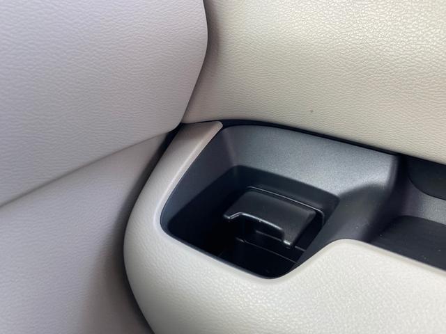 ｅＫスペース Ｇ　フルオートエアコン　レーンキープ　サイドカーテンエアバック　コーナーセンサー　フルセグＴＶ　シートヒーター　ＥＴＣ　インテリキー　アイドリングストップ　盗難防止装置　ナビＴＶ　メモリーナビ　横滑防止（34枚目）