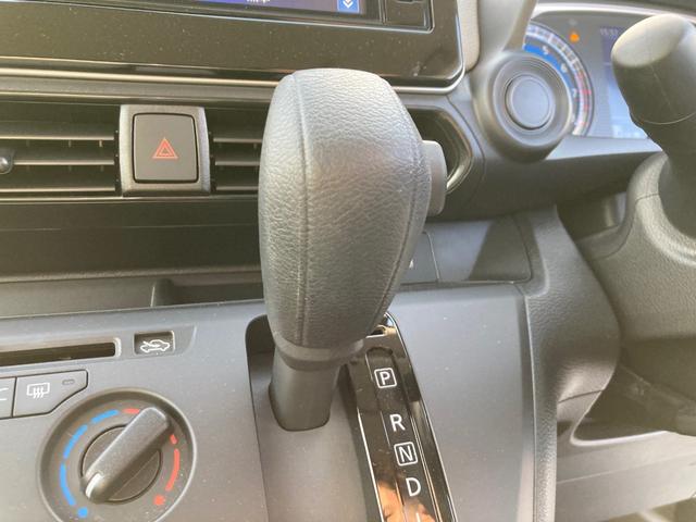 eKワゴン M オートハイビーム 踏み間違い防止アシスト 車線逸脱警報 イモビライザー ナビTV ETC パワーウィンドウ フルセグ Pセンサー マニュアルエアコン バックカメラ キーレスエントリー ASC パワステ(9枚目)