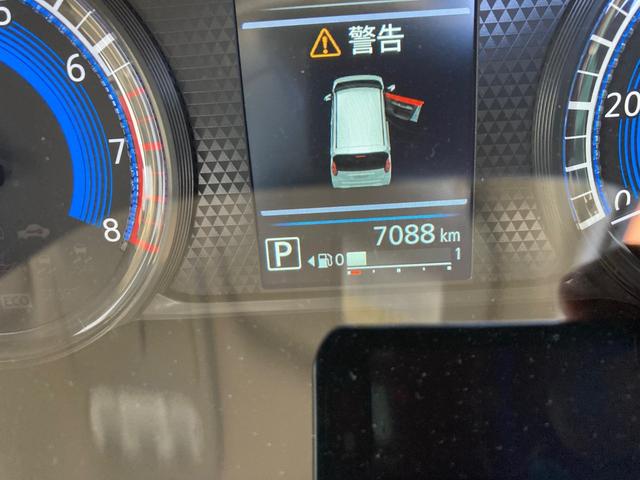 eKワゴン M オートハイビーム 踏み間違い防止アシスト 車線逸脱警報 イモビライザー ナビTV ETC パワーウィンドウ フルセグ Pセンサー マニュアルエアコン バックカメラ キーレスエントリー ASC パワステ(21枚目)