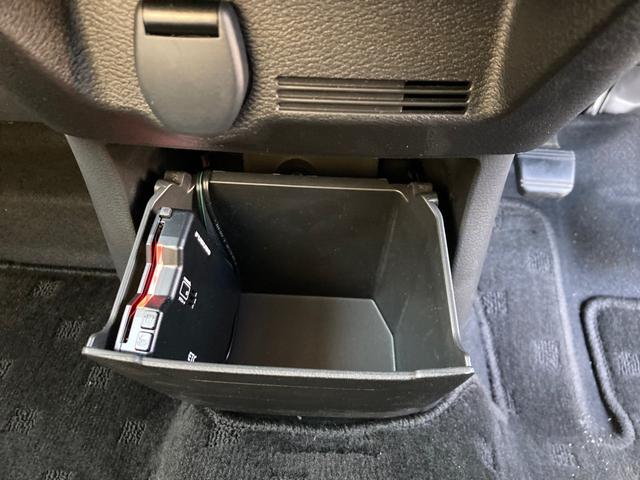 eKワゴン M オートハイビーム 踏み間違い防止アシスト 車線逸脱警報 イモビライザー ナビTV ETC パワーウィンドウ フルセグ Pセンサー マニュアルエアコン バックカメラ キーレスエントリー ASC パワステ(35枚目)