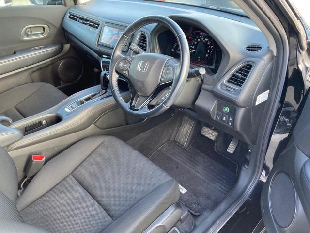 ヴェゼル X・ホンダセンシング ワンセグ Rカメラ Wエアバッグ アクティブクルーズコントロール オートエアコン 衝突軽減ブレ-キ パワステ Dレコ アルミ スマートキーシステム 横滑り防止機能 パワーウインドウ TVナビ ABS(2枚目)