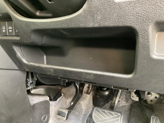 スペーシアカスタム ハイブリッドＸＳ　アラウンドモニター　両側パワ－スライドドア　Ｂカメ　車線逸脱　スマキー　ソナー　キーレスエントリー　アイドルストップ　オートハイビーム　シートＨ　フルフラットシート　ナビＴＶ　ドライブレコーダー　ＰＳ（29枚目）