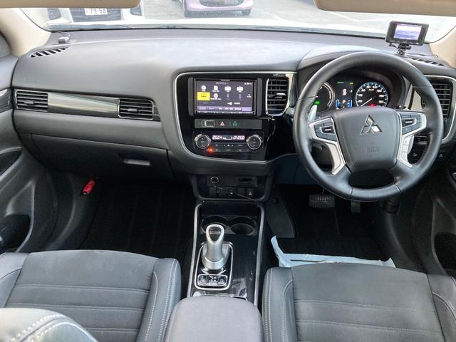 �C���p�l�����S�̓I�ɂ��ꂢ�ɂ��Ă܂��B���[�ԑO�ɂ͍ēx���|�����ăs�J�s�J�ɂ��Ă��[�Ԃ������܂��I