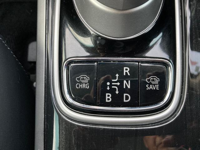 �H�ʏ󋵂ɉ����đ��s���[�h�̐؂�ւ����\�ł��B