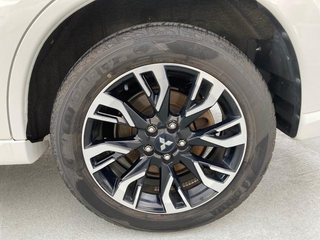 �����A���~�z�C�[���ł��B�^�C���̍a���͔[�ԑO�ɓ_�����m�F�v���܂��̂ŁA�����S���������B