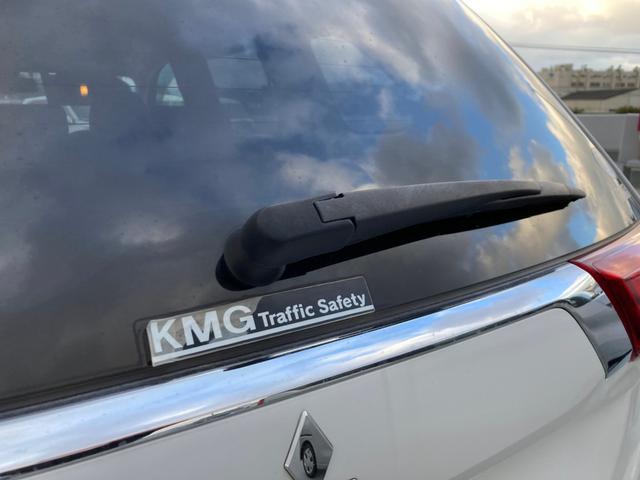 ���A���C�p�[���t���Ă���̂ŁA�J�̓������̎��E���m�ۂł��܂��B