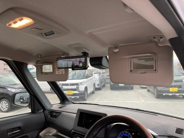 デリカミニ Ｔ　プレミアム　衝突軽減装置　ターボエンジン　オートハイビーム　ＬＫＡ　寒冷地　パワステ　フルタイム４ＷＤ　エアバッグ　ＥＳＣ　インテリキー　キーフリー　ＥＴＣ　アルミホイール　ルーフレール　シートヒータ　ＡＢＳ（18枚目）