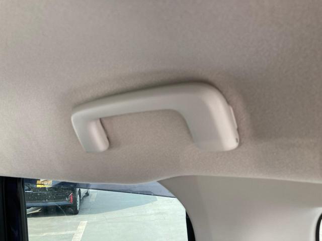 �����A���~�z�C�[���ł��B�^�C���̍a���͔[�ԑO�ɓ_�����m�F�v���܂��̂ŁA�����S���������B