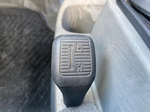 ミニキャブトラック ＴＳ　４ＷＤ（30枚目）