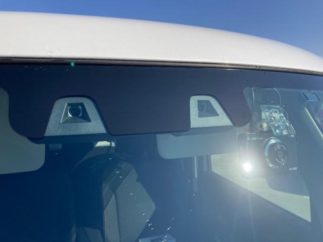 ������̎����S�̏Փˌy���J�������t���Ă��܂��B