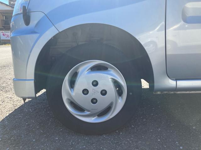 トッポ M キーレスエントリー 盗難防止システム 衝突安全ボディ CD再生可能 フルフラット パワーステアリング(17枚目)