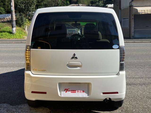 eKワゴン M ナビ テレビ タイミングベルト交換済 キーレスエントリー 盗難防止システム 衝突安全ボディ CD再生可能 エアコン(10枚目)