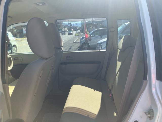 eKワゴン M ナビ テレビ タイミングベルト交換済 キーレスエントリー 盗難防止システム 衝突安全ボディ CD再生可能 エアコン(20枚目)