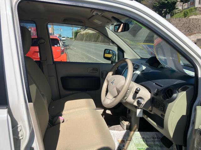 eKワゴン M ナビ テレビ タイミングベルト交換済 キーレスエントリー 盗難防止システム 衝突安全ボディ CD再生可能 エアコン(26枚目)