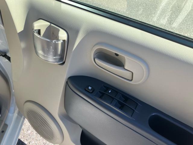 eKワゴン M ナビ テレビ タイミングベルト交換済 キーレスエントリー 盗難防止システム 衝突安全ボディ CD再生可能 エアコン(29枚目)