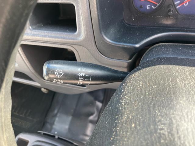 サンバートラック TC 4WD 6速ミッション エアコン パワーステアリング 社外アルミ(31枚目)