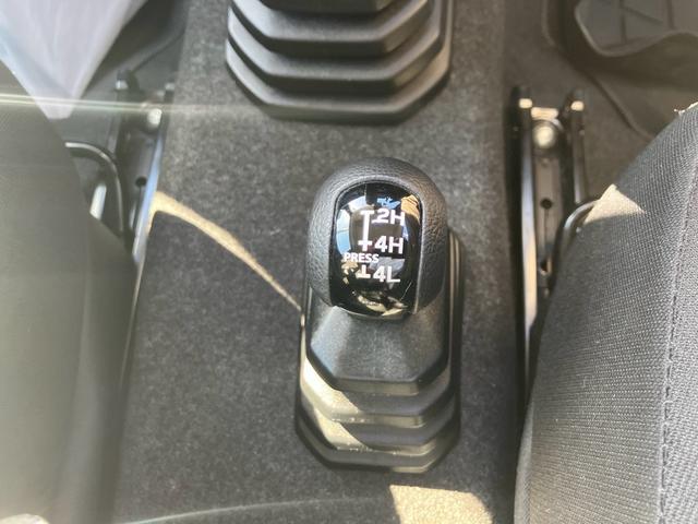 ５速マニュアル　４ＷＤ　ビルシャタイン　ワンオーナー車　前後ドライブレコーダー　ウーファー　アイドリングストップ　シートヒーター
