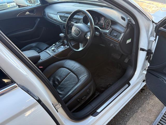 Ａ６アバント ２．８ＦＳＩクワトロ（10枚目）