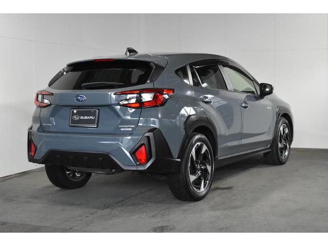 クロストレック リミテッド ワンオーナー車 A型モデル フロントカメラ・両サイドカメラ・デジタルマルチビューモニター・オート機能付エアコン・パドルシフト機能・フロントシート&ステアリングヒーター・18インチアルミホイール(10枚目)