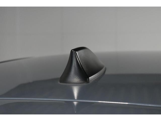 クロストレック リミテッド ワンオーナー車 A型モデル フロントカメラ・両サイドカメラ・デジタルマルチビューモニター・オート機能付エアコン・パドルシフト機能・フロントシート&ステアリングヒーター・18インチアルミホイール(18枚目)