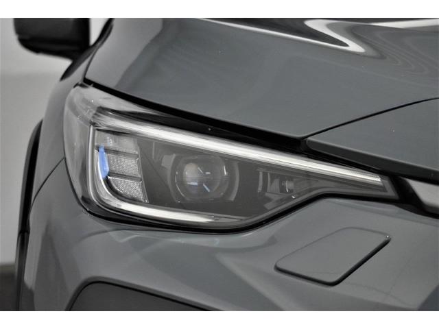 クロストレック プレミアムS:HEV EX 元デモカー フロントカメラ・両サイドカメラ・デジタルマルチビューモニター・オート機能付エアコン・パドルシフト機能・フロントシート&ステアリングヒーター・ルーフレール・18インチアルミホイール(17枚目)