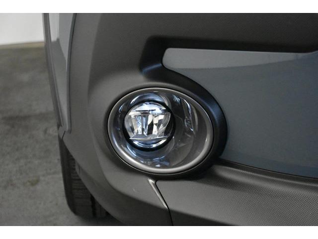 クロストレック プレミアムS:HEV EX 元デモカー フロントカメラ・両サイドカメラ・デジタルマルチビューモニター・オート機能付エアコン・パドルシフト機能・フロントシート&ステアリングヒーター・ルーフレール・18インチアルミホイール(18枚目)